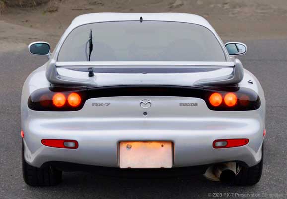 RX-7(FD3S)のリアを撮影した写真