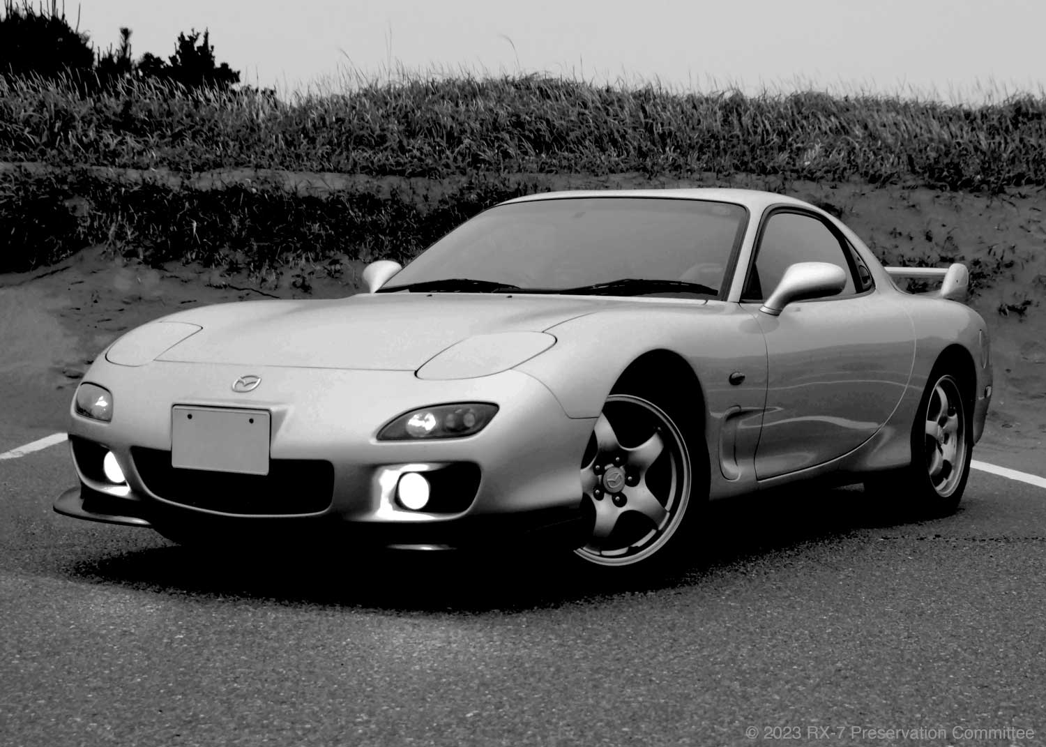 RX-7(FD3S)のモノクロ写真