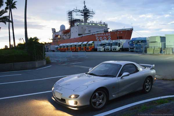 SHIRASEとRX-7(FD3S)の写真